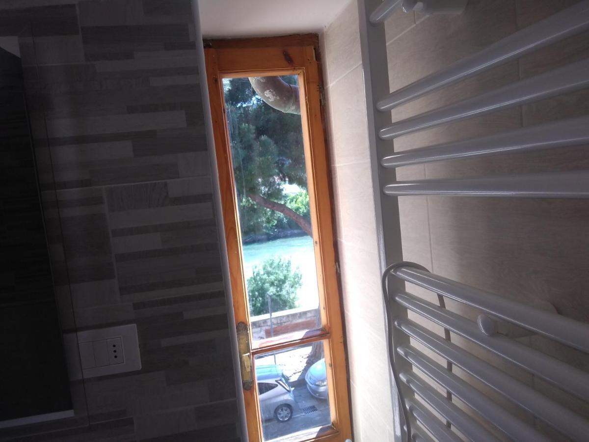 B&B Albenga Casa Panfilo Exteriör bild
