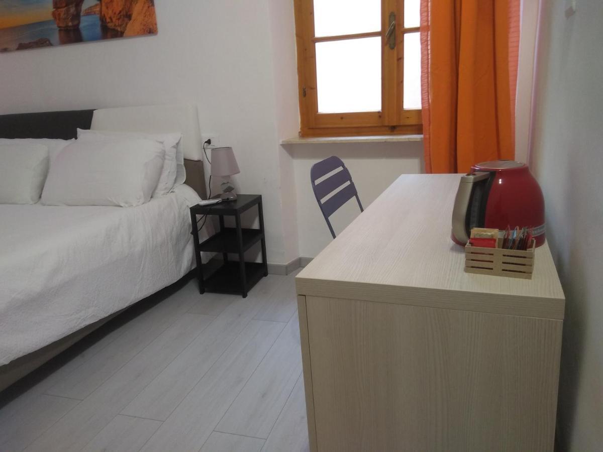 B&B Albenga Casa Panfilo Exteriör bild